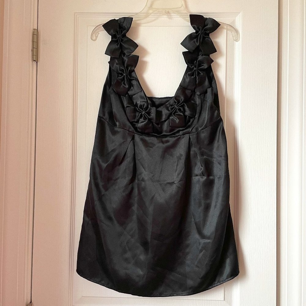 New Single Women's Top Color Black Size M